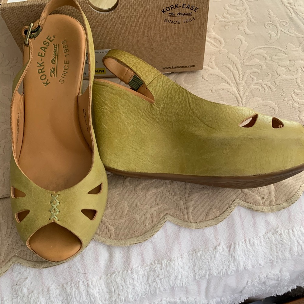 Kork-ease green sling back